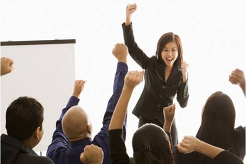 Mẫu câu tiếng Anh giao tiếp về đình công và bảo vệ quyền lợi Mẫu câu tiếng Anh giao tiếp về đình công và bảo vệ quyền lợi