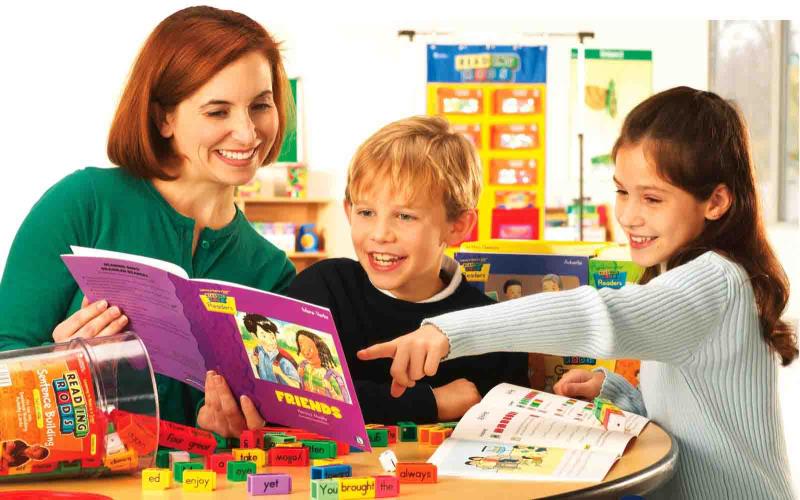 Bí quyết dạy tiếng Anh tại nhà cho trẻ Bí quyết dạy tiếng Anh tại nhà cho trẻ